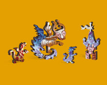 Lade das Bild in den Galerie-Viewer, DAVICI Exklusive Holzpuzzle - Der Drache und der Schmetterling - 100 Teile - Box mit Magnetverschluss