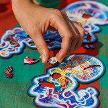 Lade das Bild in den Galerie-Viewer, UNIDRAGON Holzpuzzle - Quallen 3in1 Puzzle - Das Original!